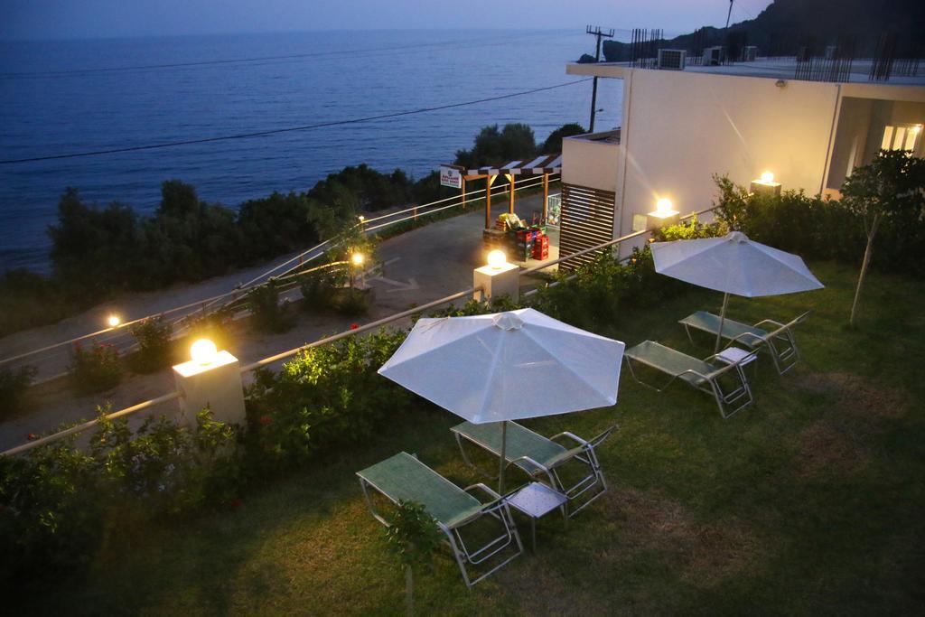 Santa Marina Apartments روداكينو المظهر الخارجي الصورة