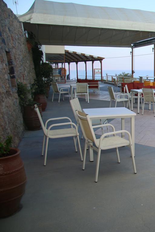 Santa Marina Apartments روداكينو المظهر الخارجي الصورة